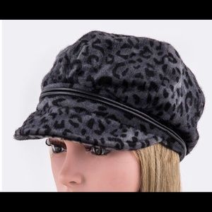 Black Cabbie Hat